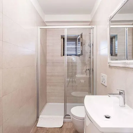 Διαμέρισμα In Porec/istrien 9877 *