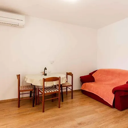 In Porec/istrien 9877 Διαμέρισμα
